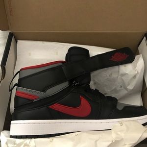 Nike Air Jordan 1 flyease. Brand New